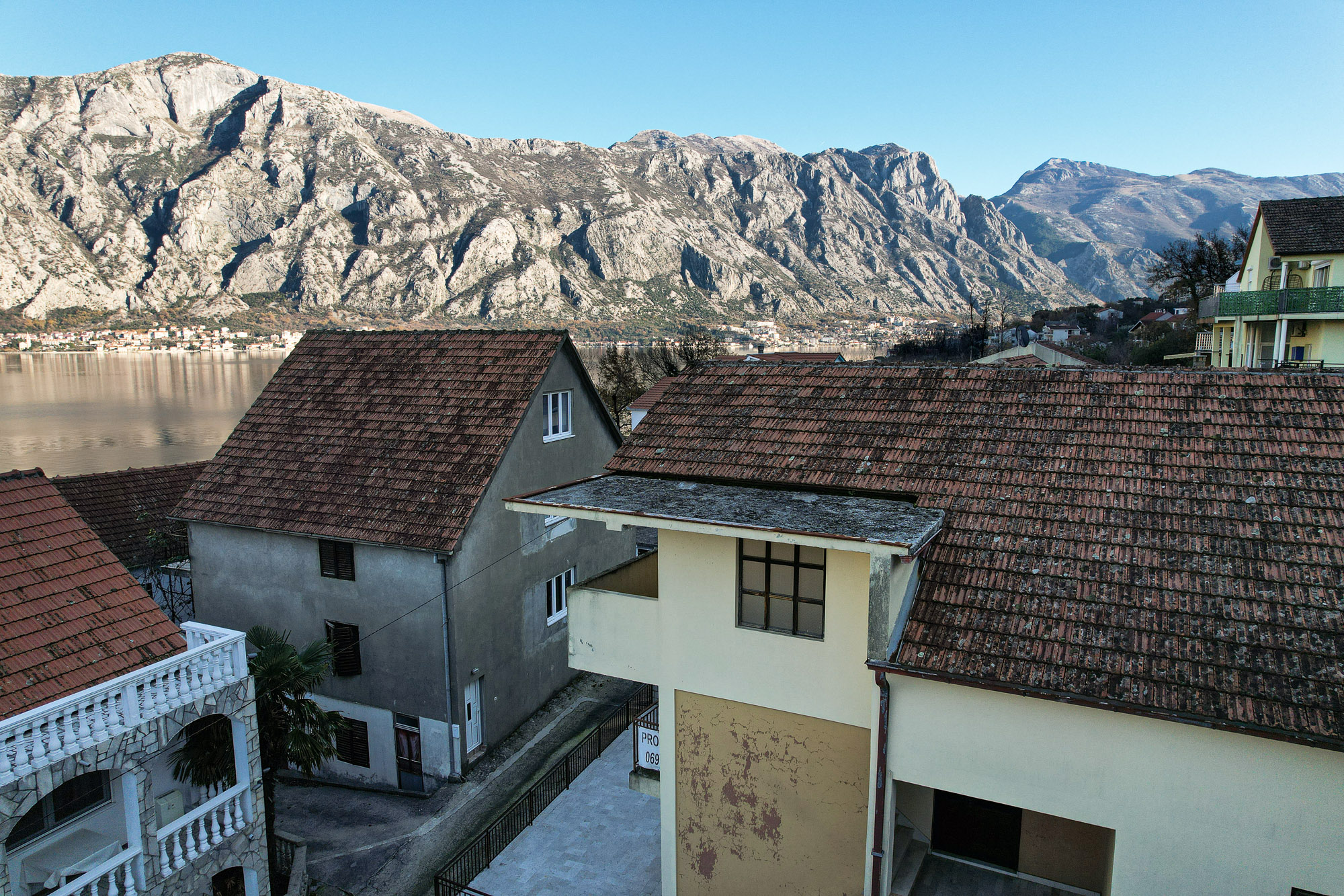 Image of House - 8 Bedrooms - 3 Bathrooms for Sale in Kotor-Prcanj-Montenegro, Image 7