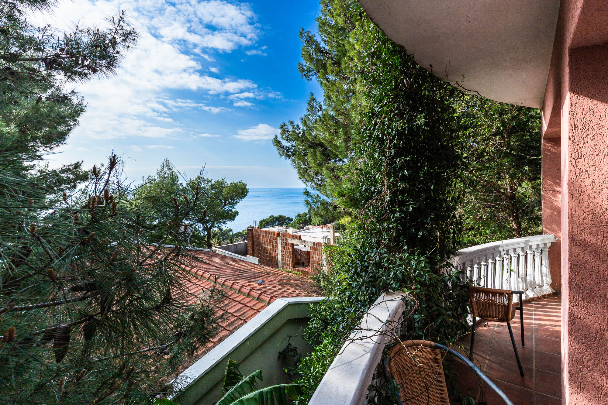 Image of House - 4 Bedrooms - 3 Bathrooms for Sale in Bar-Susanj-Montenegro, Image 9