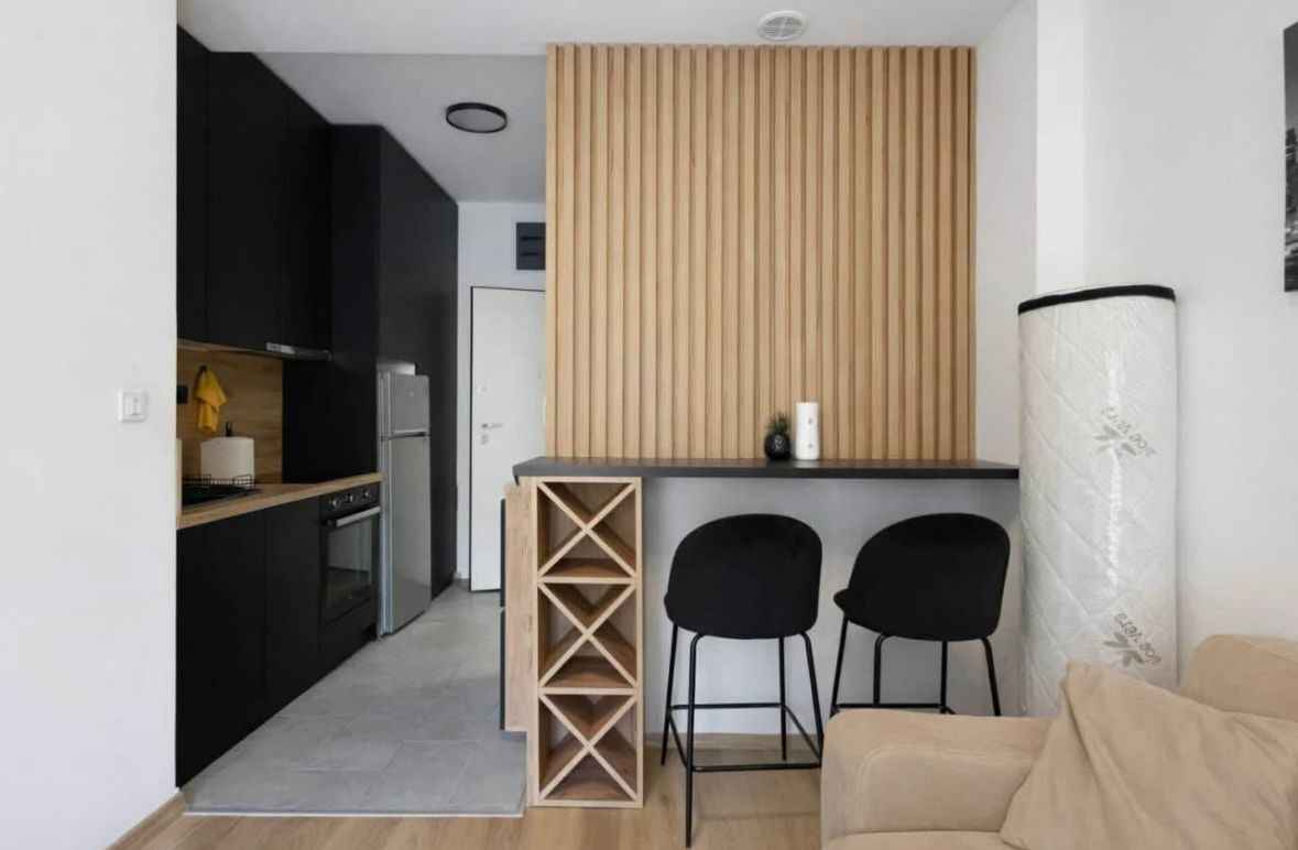 Studio 24m Tivat Majina