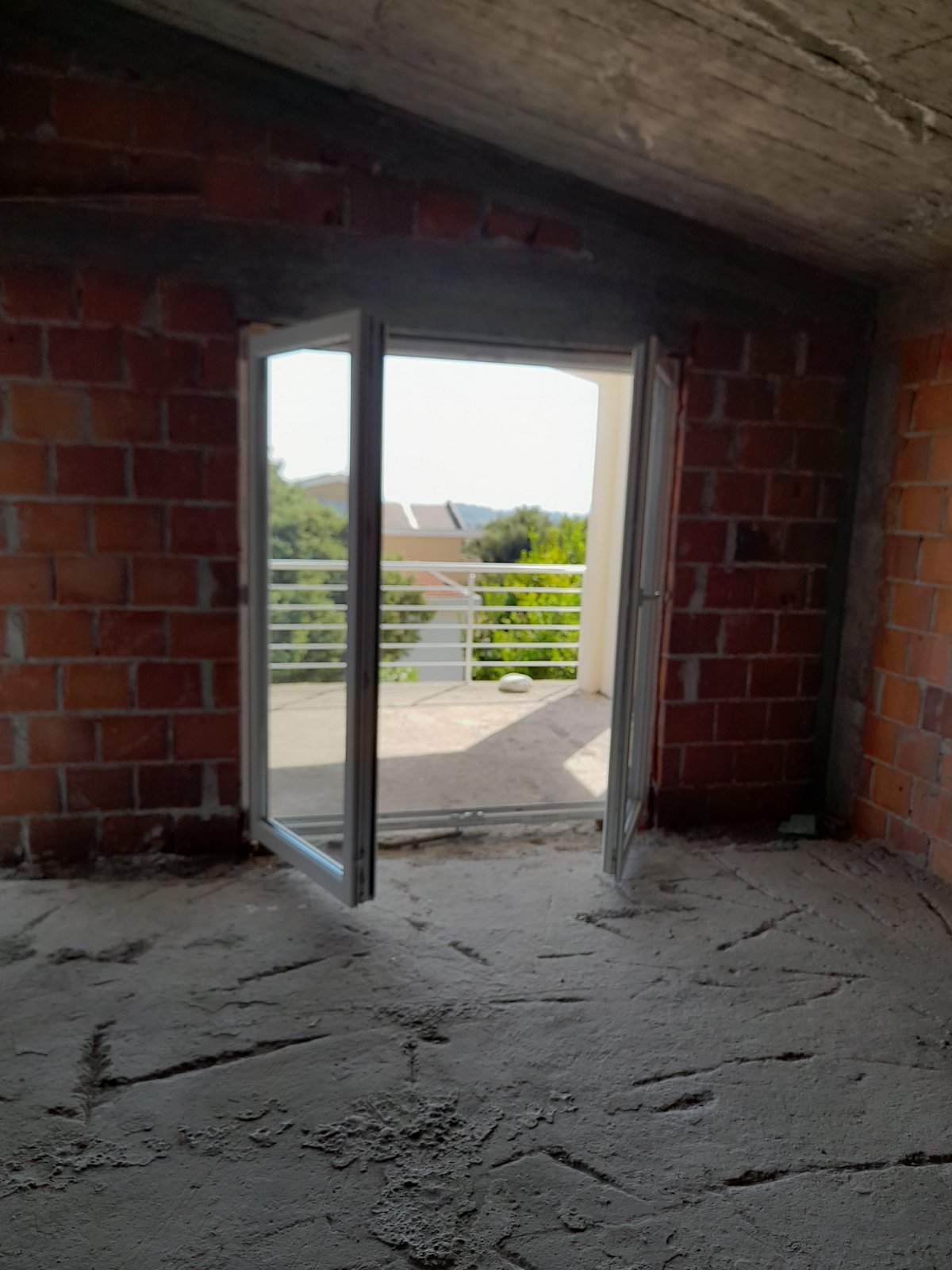 Image of House - 2 Bedrooms - 1 Bathrooms for Sale in Bar-Sutomore-Montenegro, Image 14