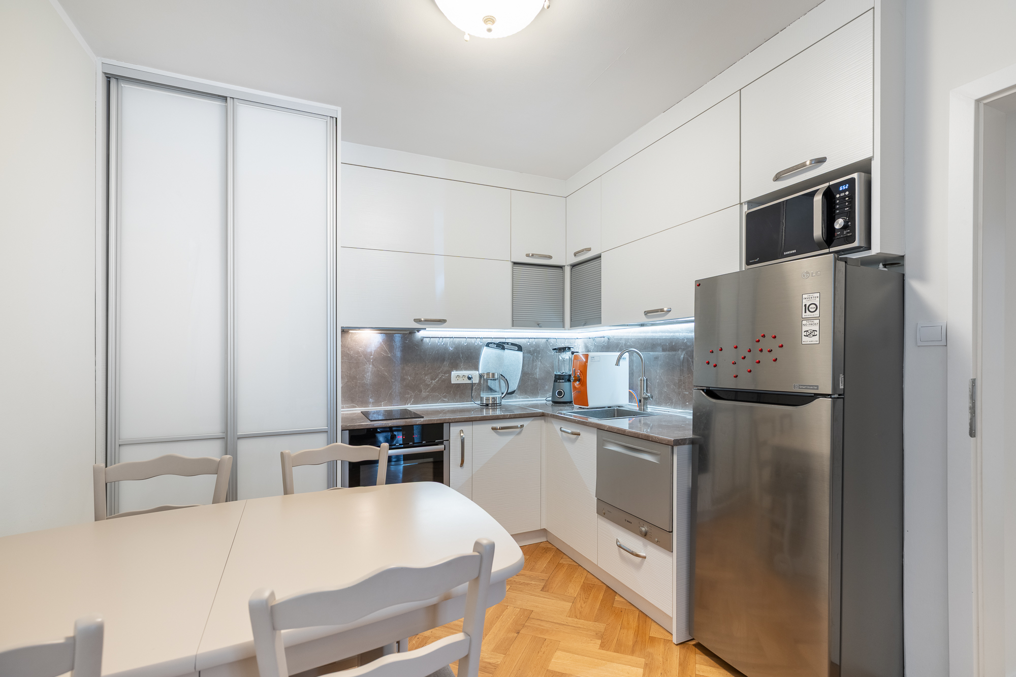 Spacious Sea View Apartment for Sale in Sveti Stefan – 77 m², Budva