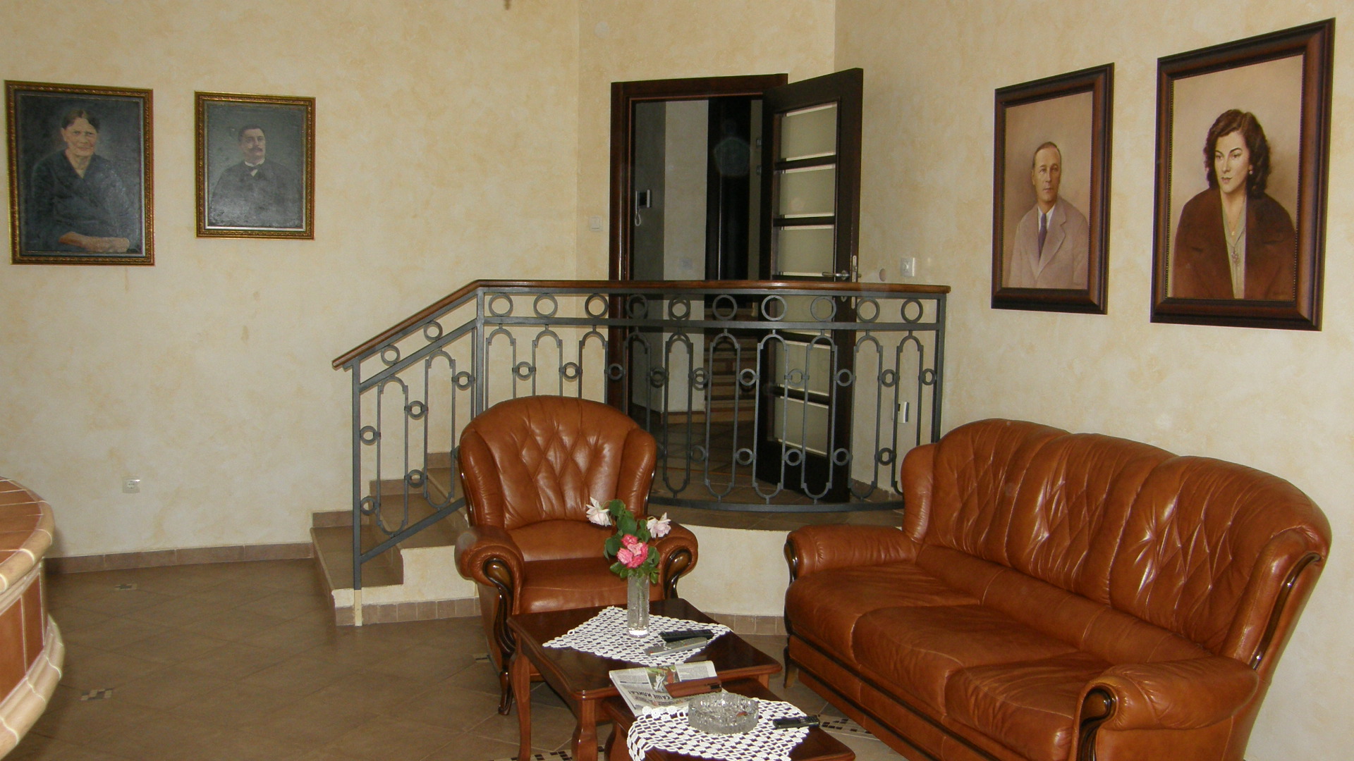 Image of House - 4 Bedrooms - 2 Bathrooms for Sale in Kotor-Kavac-Montenegro, Image 1