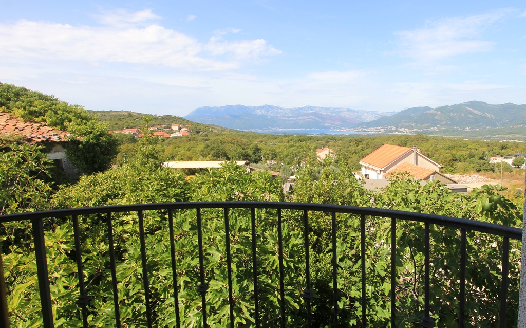 Image of Townhouse - 3 Bedrooms - 3 Bathrooms for Sale in Kotor-Bigovo-Montenegro, Image 1