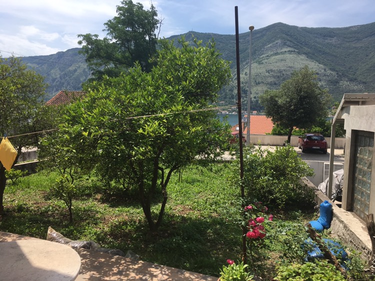 Image of House - 7 Bedrooms - 2 Bathrooms for Sale in Kotor-Dobrota-Montenegro, Image 8