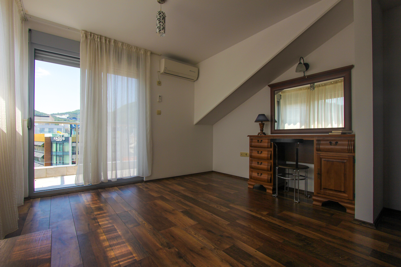 Image of Apartment - 2 Bedrooms - 1 Bathrooms for Sale in Budva-Budva-Montenegro, Image 2