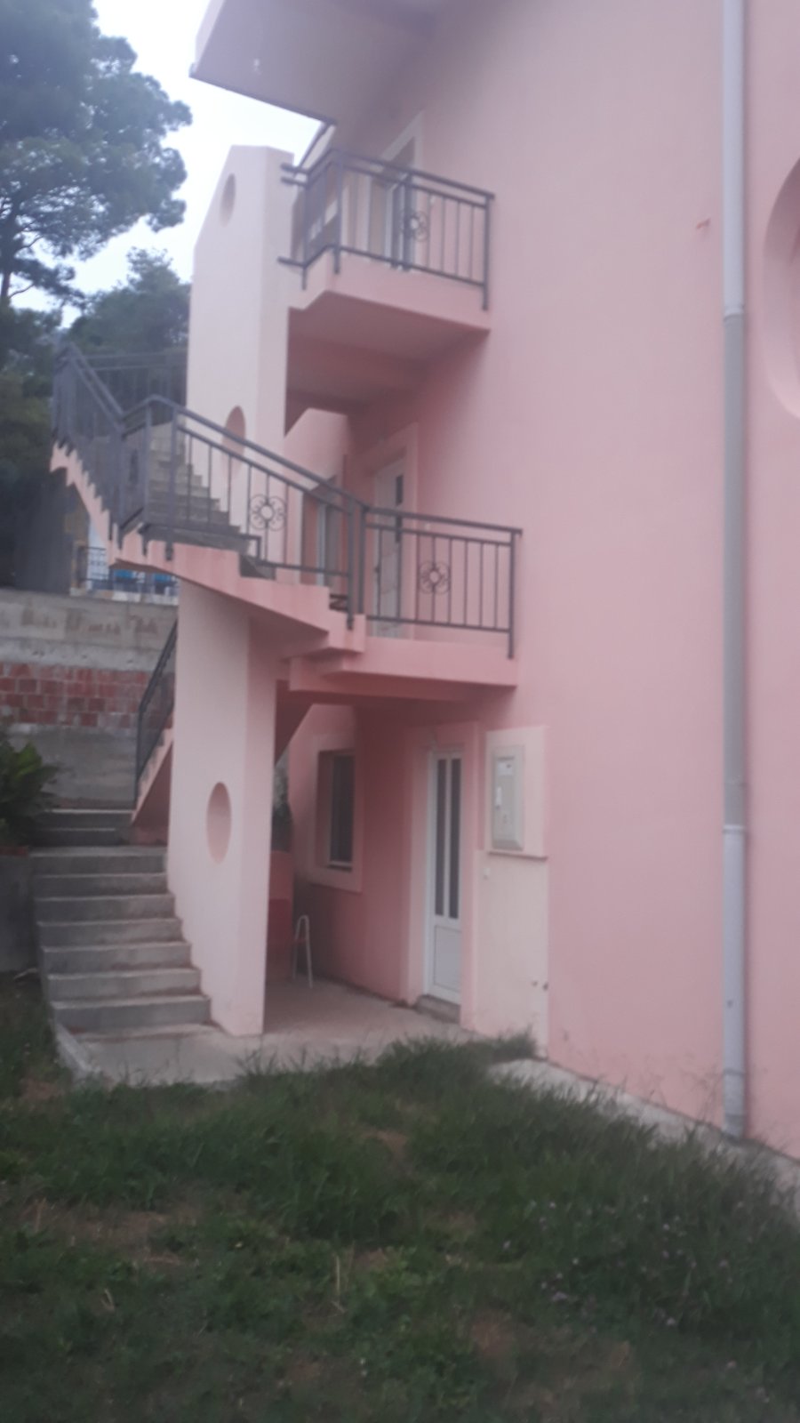 Image of House - 6 Bedrooms - 3 Bathrooms for Sale in Bar-Zeleni Pojas-Montenegro, Image 3