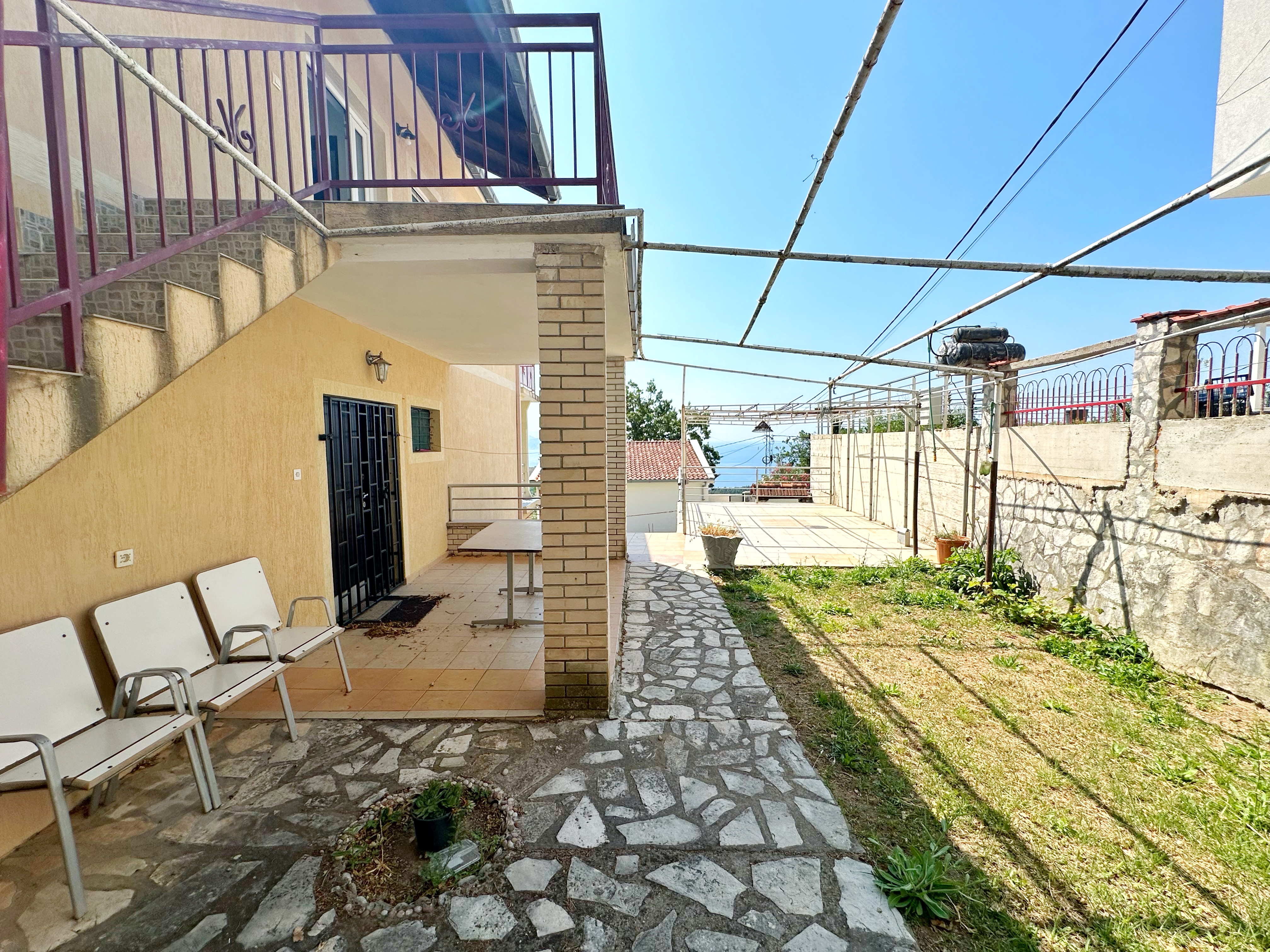 Image of House - 5 Bedrooms - 2 Bathrooms for Sale in Bar-Zagradje-Montenegro, Image 2