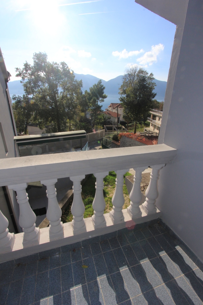 Image of House - 5 Bedrooms for Sale in Kotor-Kotor-Montenegro, Image 8