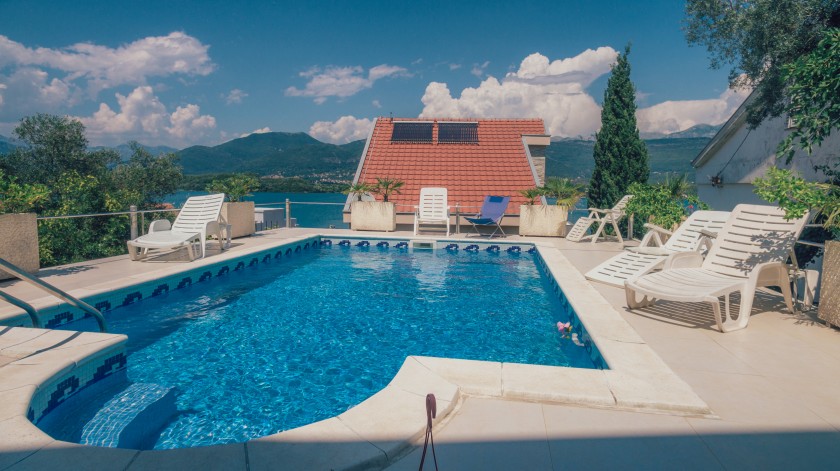 Image of House - 5 Bedrooms - 3 Bathrooms for Sale in Tivat-Djurasevici-Montenegro, Image 2