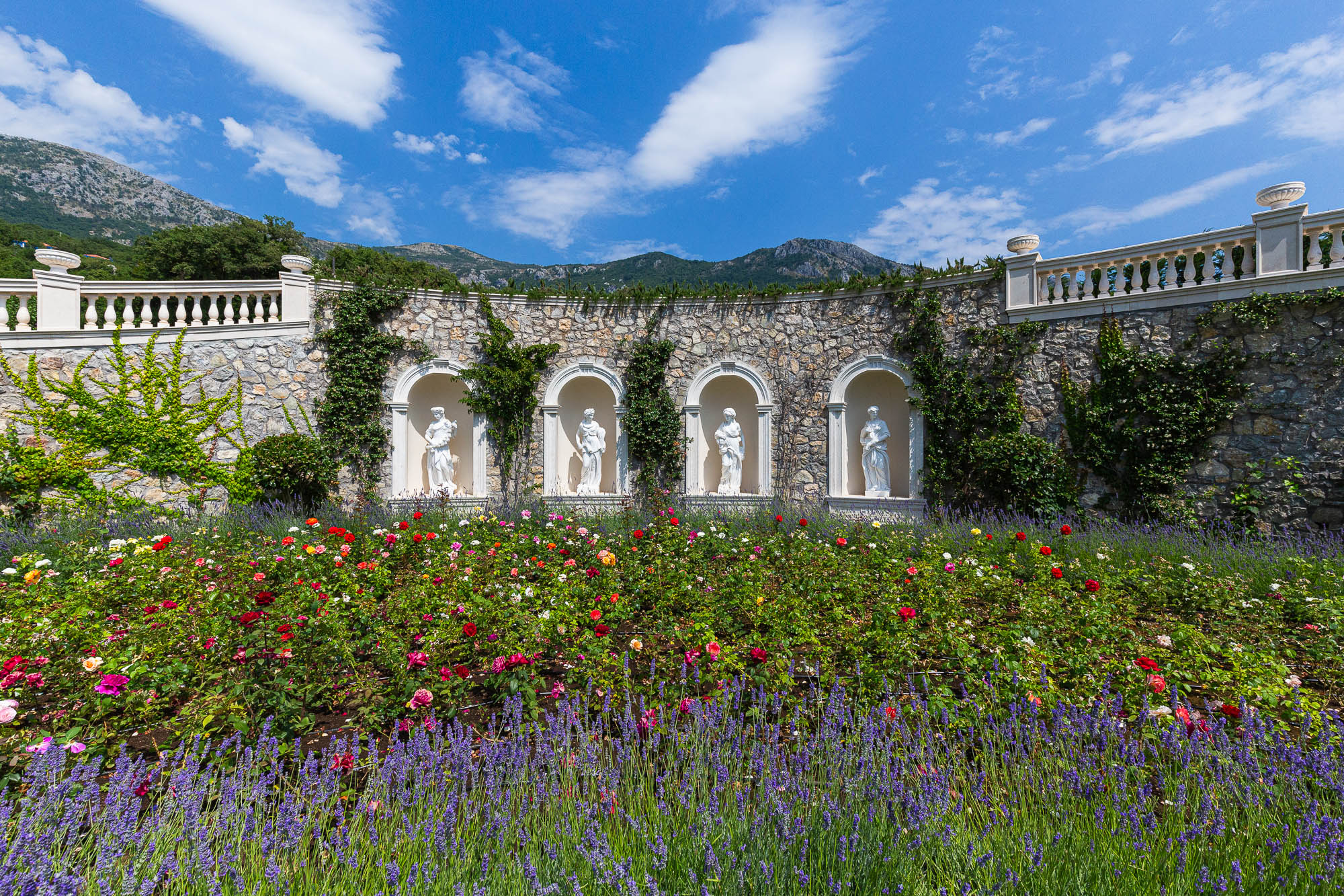 Image of Villa - 11 Bedrooms - 16 Bathrooms for Sale in Montenegro-Sveti Stefan-Montenegro, Image 2