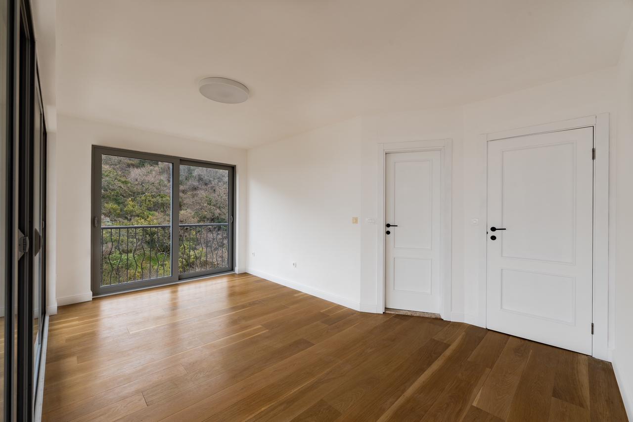 Image of Apartment - 3 Bedrooms - 3 Bathrooms for Sale in Budva-Przno-Montenegro, Image 3