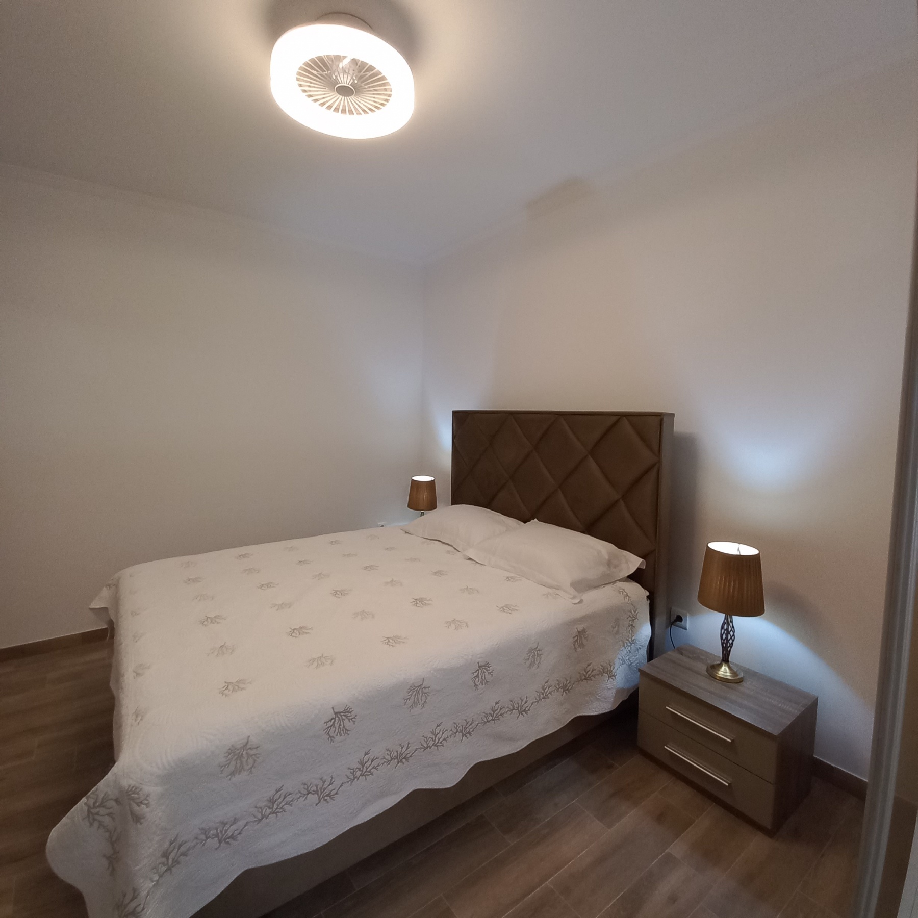 Image of Apartment - 2 Bedrooms - 1 Bathrooms for Sale in Tivat-Tivat-Montenegro, Image 6