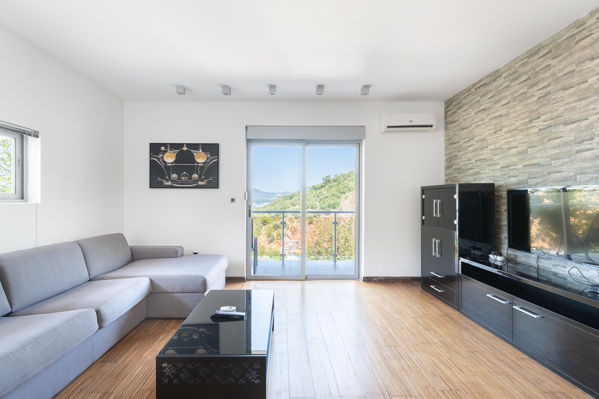  Image of Apartment - 1 Bedrooms - 1 Bathrooms for Residential For Sale in Budva-Przno-Montenegro, Image 7