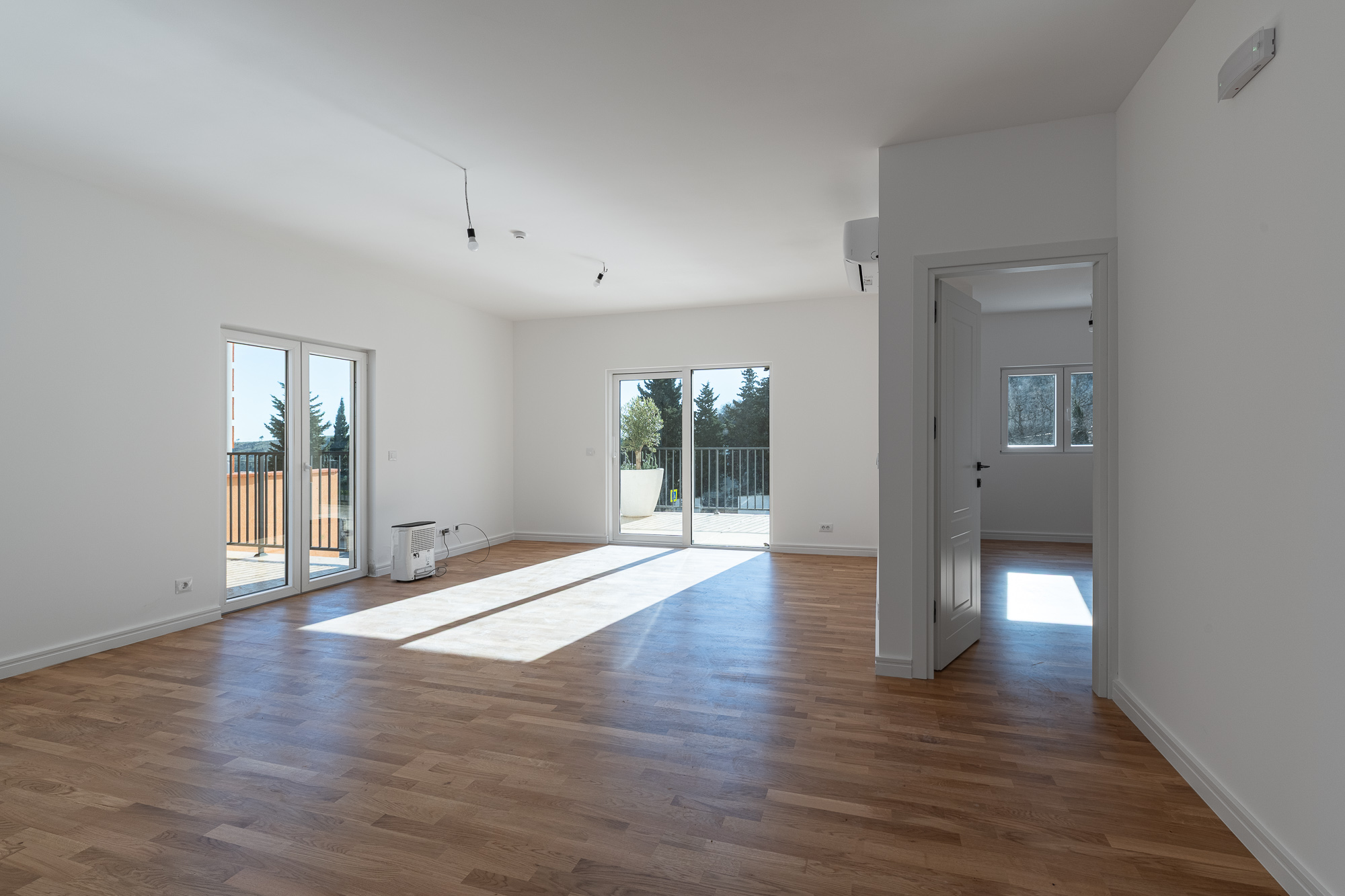  Image of Apartment in new building - 1 Bathrooms for Residential For Sale in Bar-Sutomore-Montenegro, Image 4