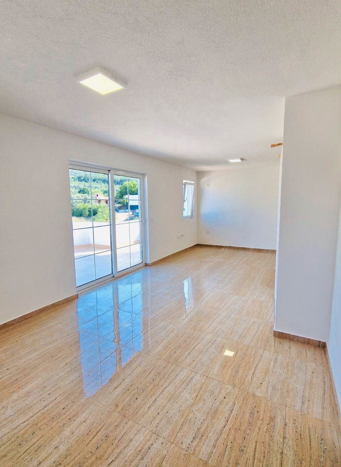 Image of House - 4 Bedrooms - 3 Bathrooms for Sale in Bar-Dobre Vode-Montenegro, Image 8