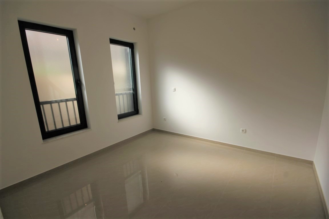 Image of Apartment - 3 Bedrooms - 2 Bathrooms for Sale in Herceg-Novi-Igalo-Montenegro, Image 5