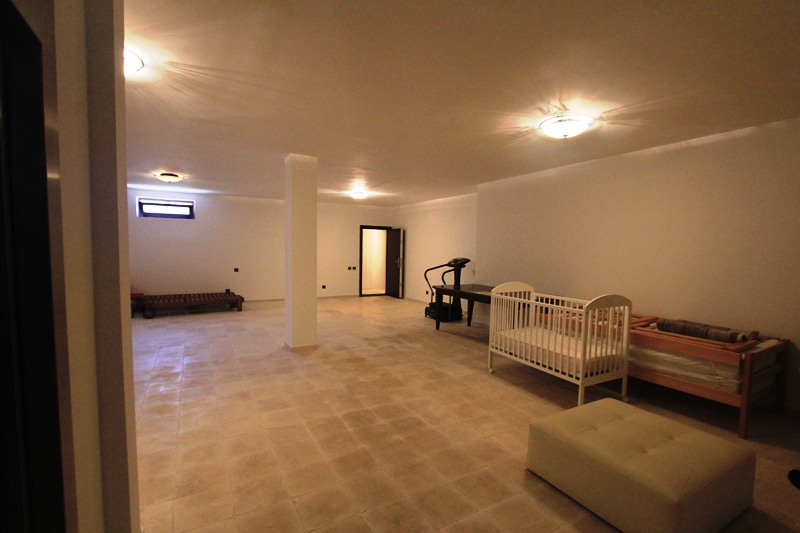 Image of House - 5 Bedrooms - 5 Bathrooms for Sale in Budva-Petrovac-Montenegro, Image 30