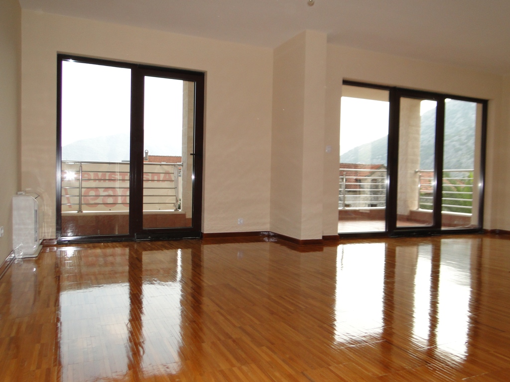 Image of Villa - 11 Bedrooms for Sale in Kotor-Kotor-Montenegro, Image 8