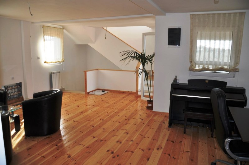 Image of House - 5 Bedrooms - 3 Bathrooms for Sale in Herceg-Novi-Lustica-Montenegro, Image 15