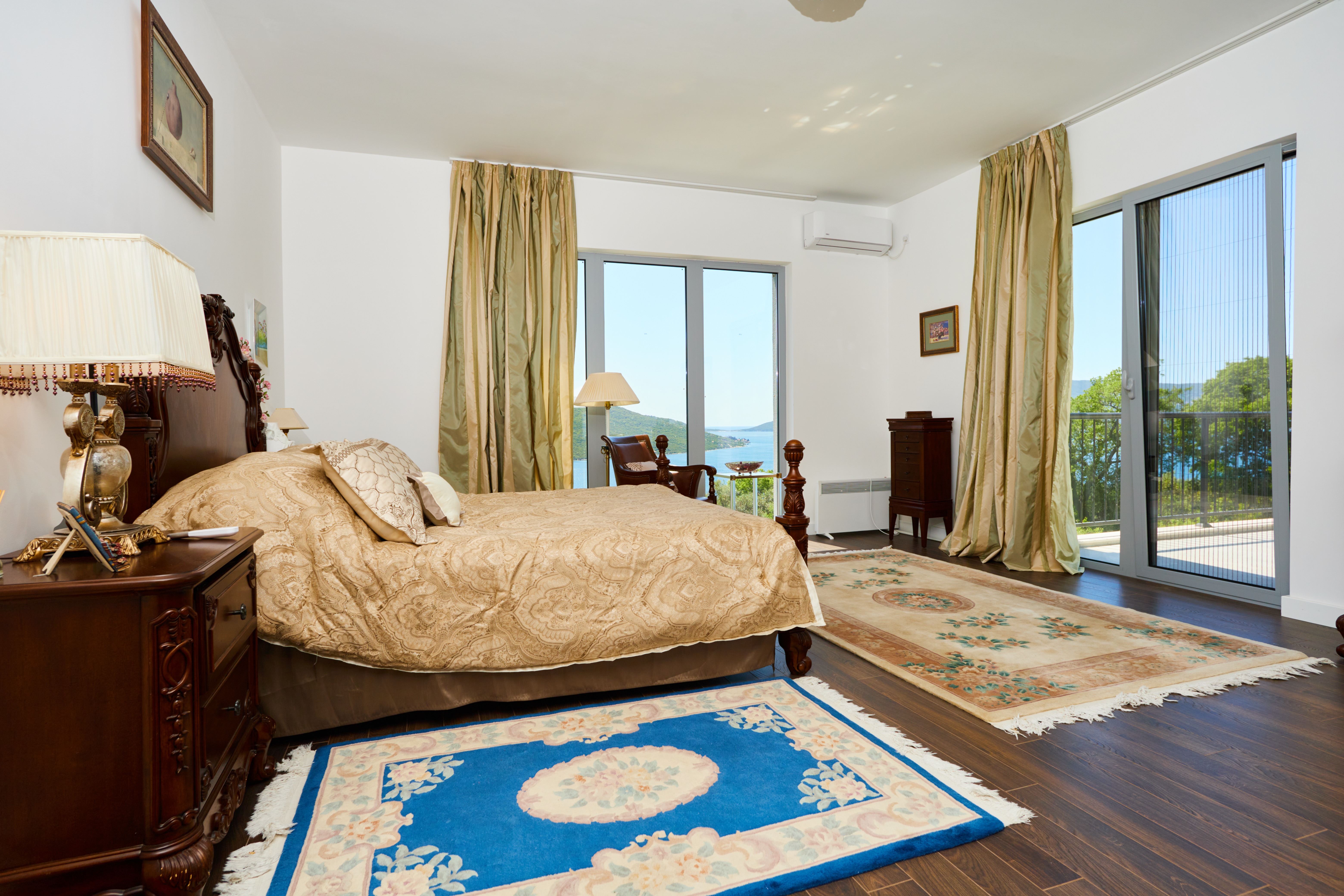 Image of Villa - 4 Bedrooms - 4 Bathrooms for Sale in Herceg-Novi-Kumbor-Montenegro, Image 44