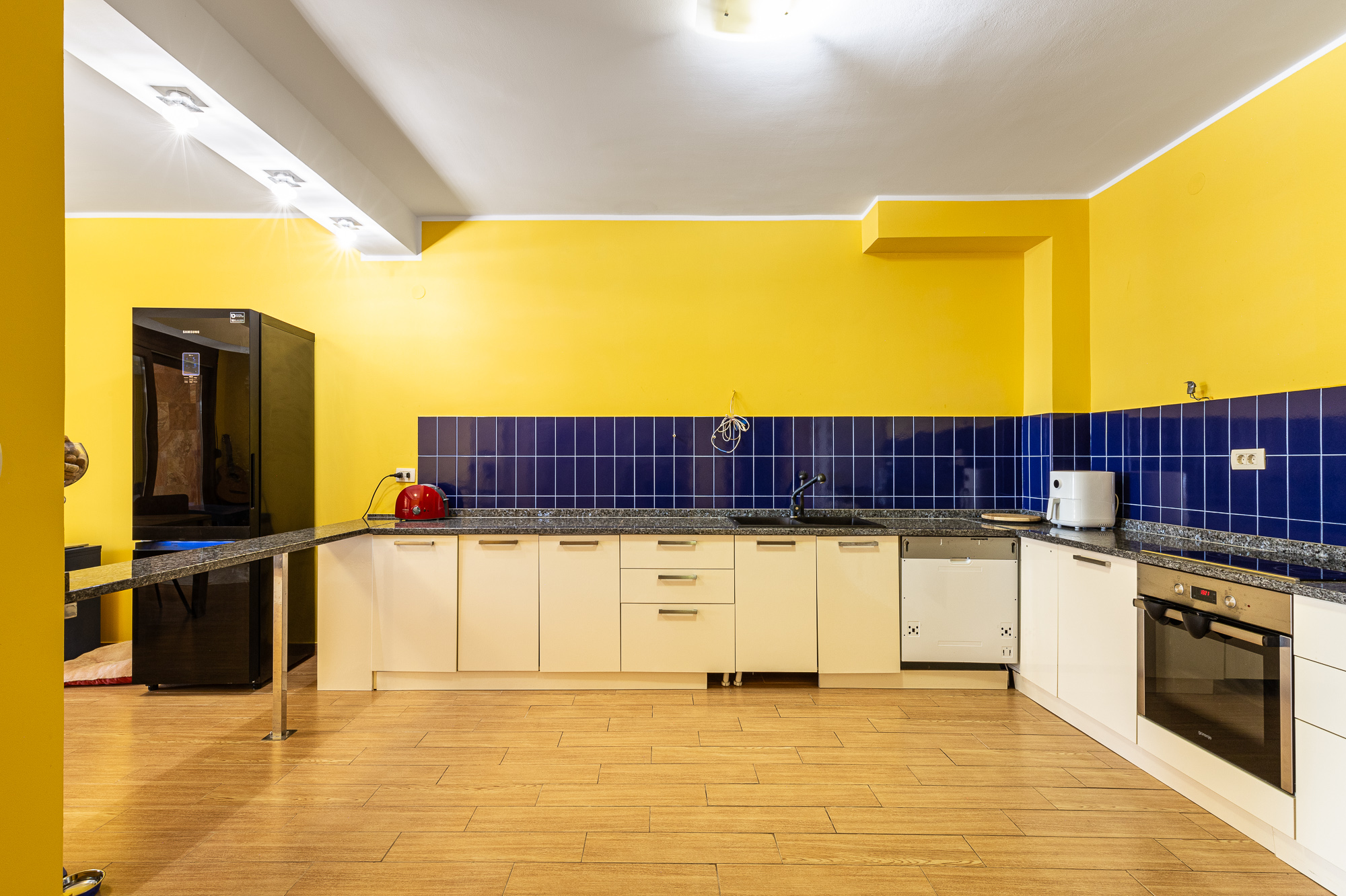 Image of House - 4 Bedrooms - 4 Bathrooms for Sale in Bar-Utjeha-Montenegro, Image 2