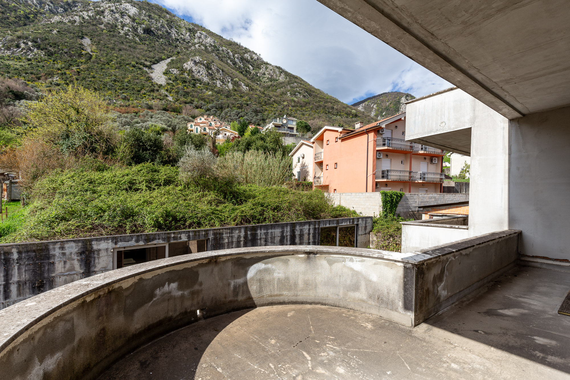 Image of House - 6 Bedrooms for Sale in Kotor-Prcanj-Montenegro, Image 50