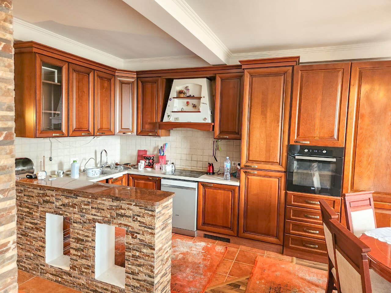 Image of House - 4 Bedrooms - 3 Bathrooms for Sale in Bar-Zeleni Pojas-Montenegro, Image 1