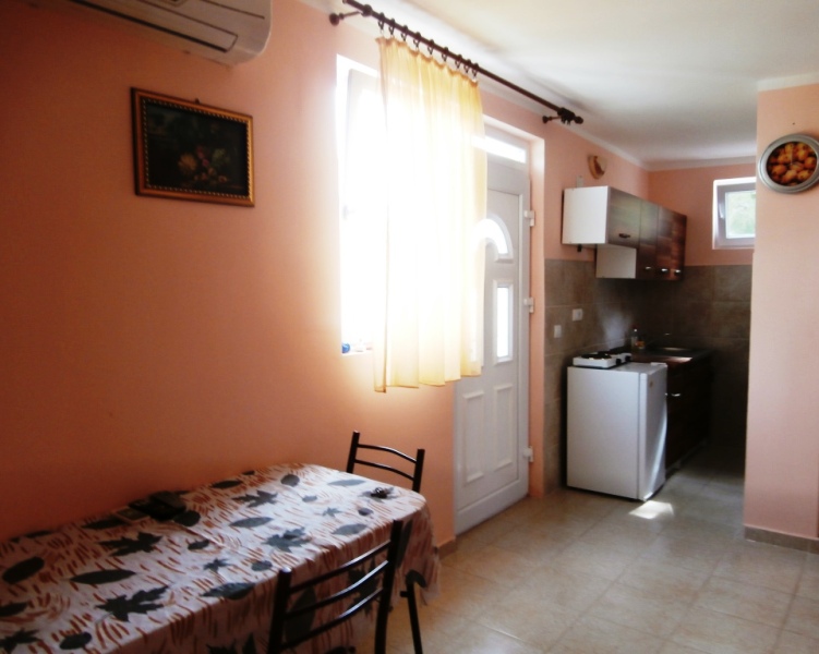 Image of House - 8 Bedrooms - 4 Bathrooms for Sale in Bar-Sutomore-Montenegro, Image 10