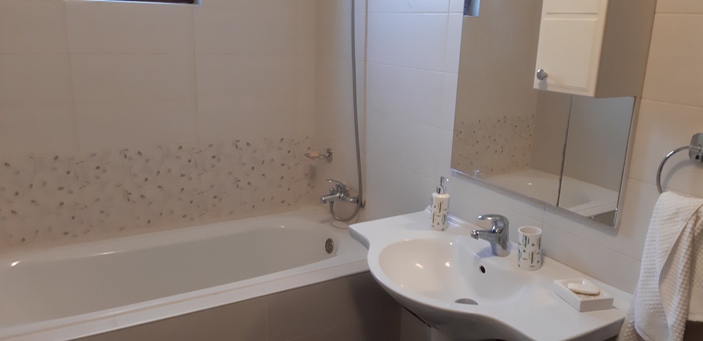 Image of Villa - 4 Bedrooms - 5 Bathrooms for Sale in Budva-Budva-Montenegro, Image 28