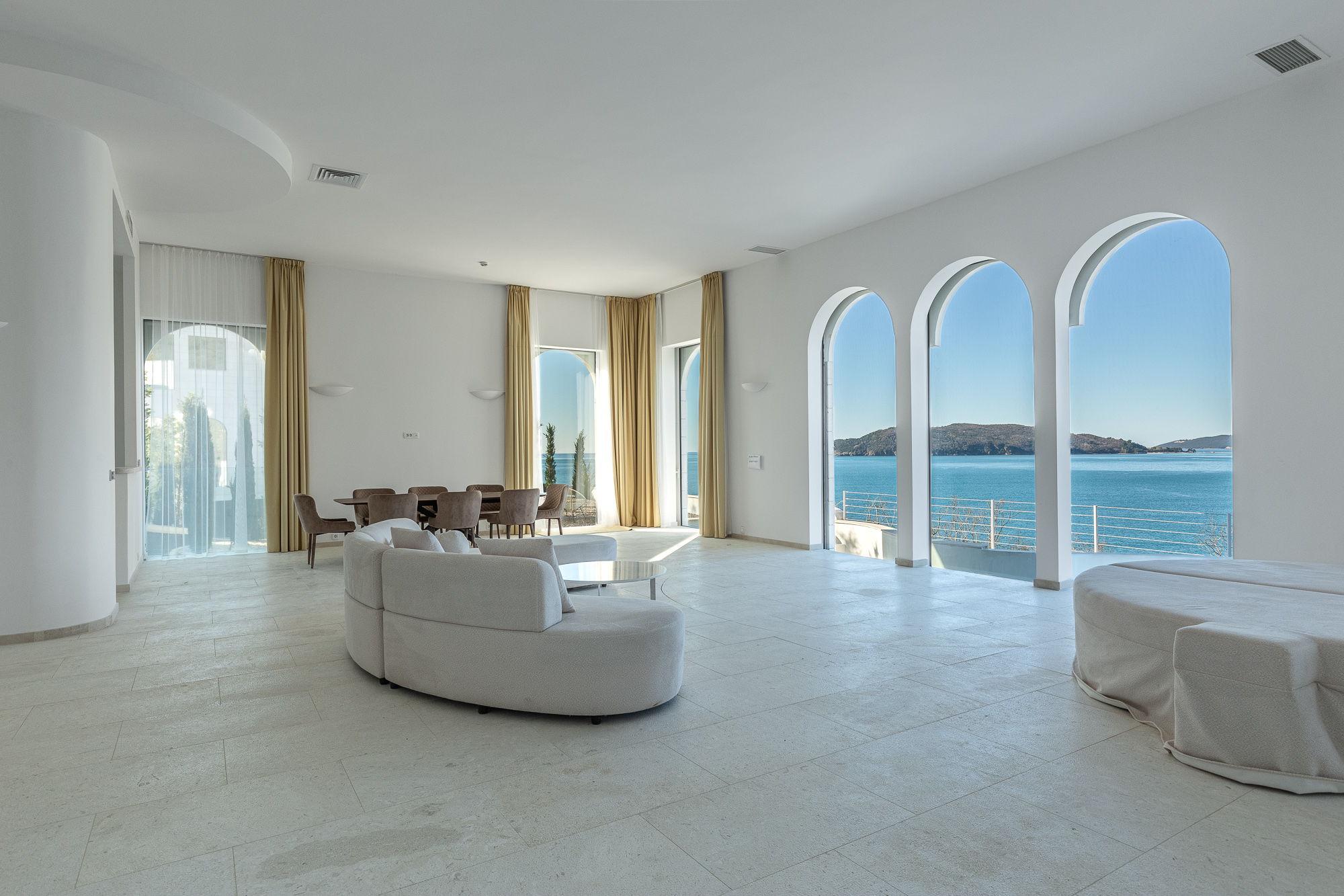 Image of Villa - 4 Bedrooms for Sale in Budva-Kamenovo-Montenegro, Image 7