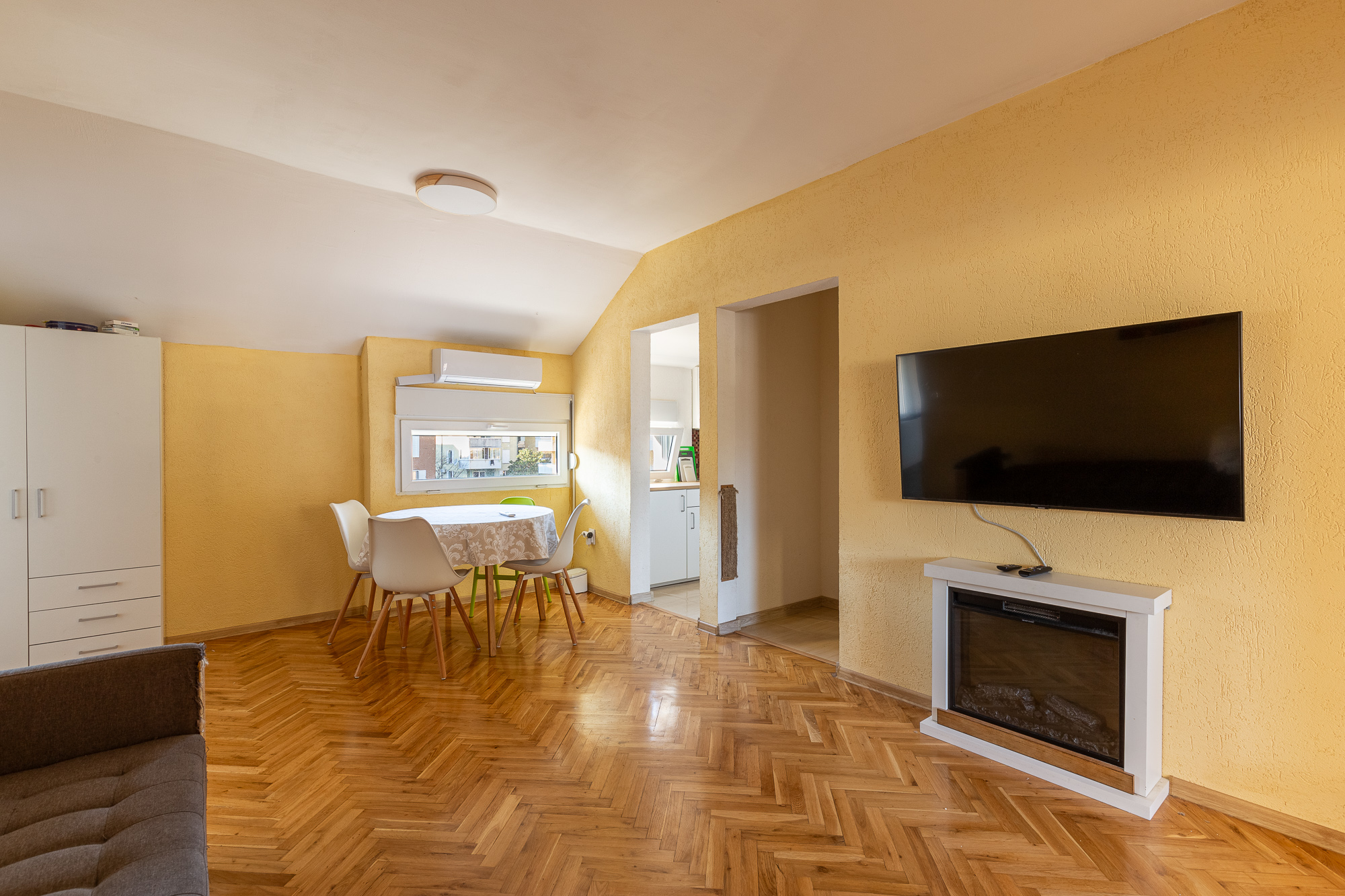 Image of Apartment - 2 Bedrooms - 1 Bathrooms for Sale in Budva-Budva-Montenegro, Image 10