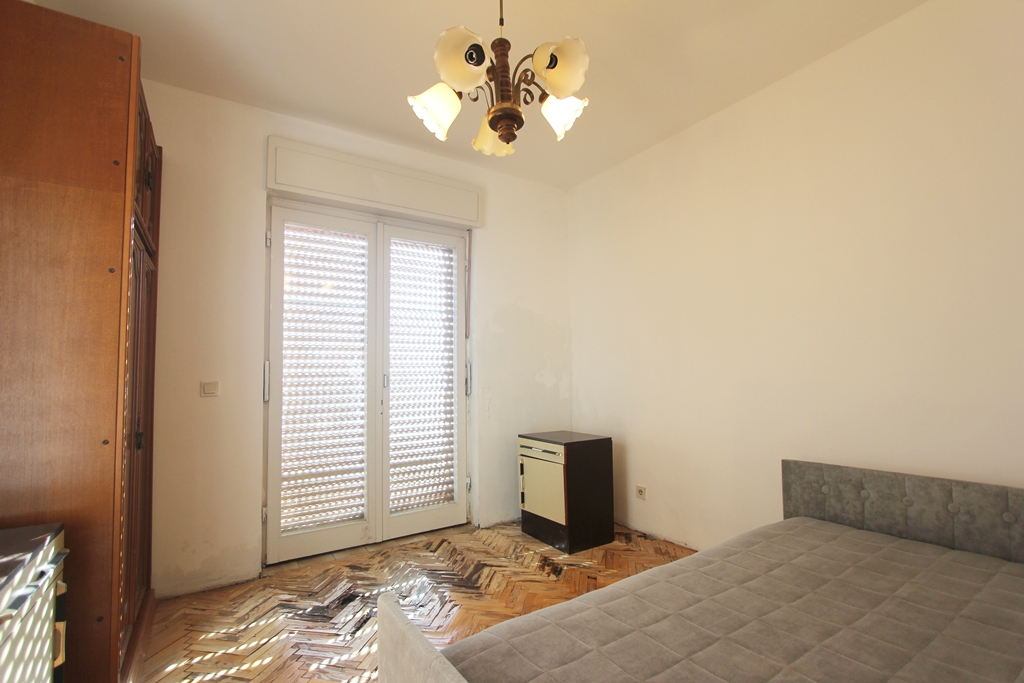 Image of House - 5 Bedrooms - 2 Bathrooms for Sale in Herceg-Novi-Herceg Novi-Montenegro, Image 6