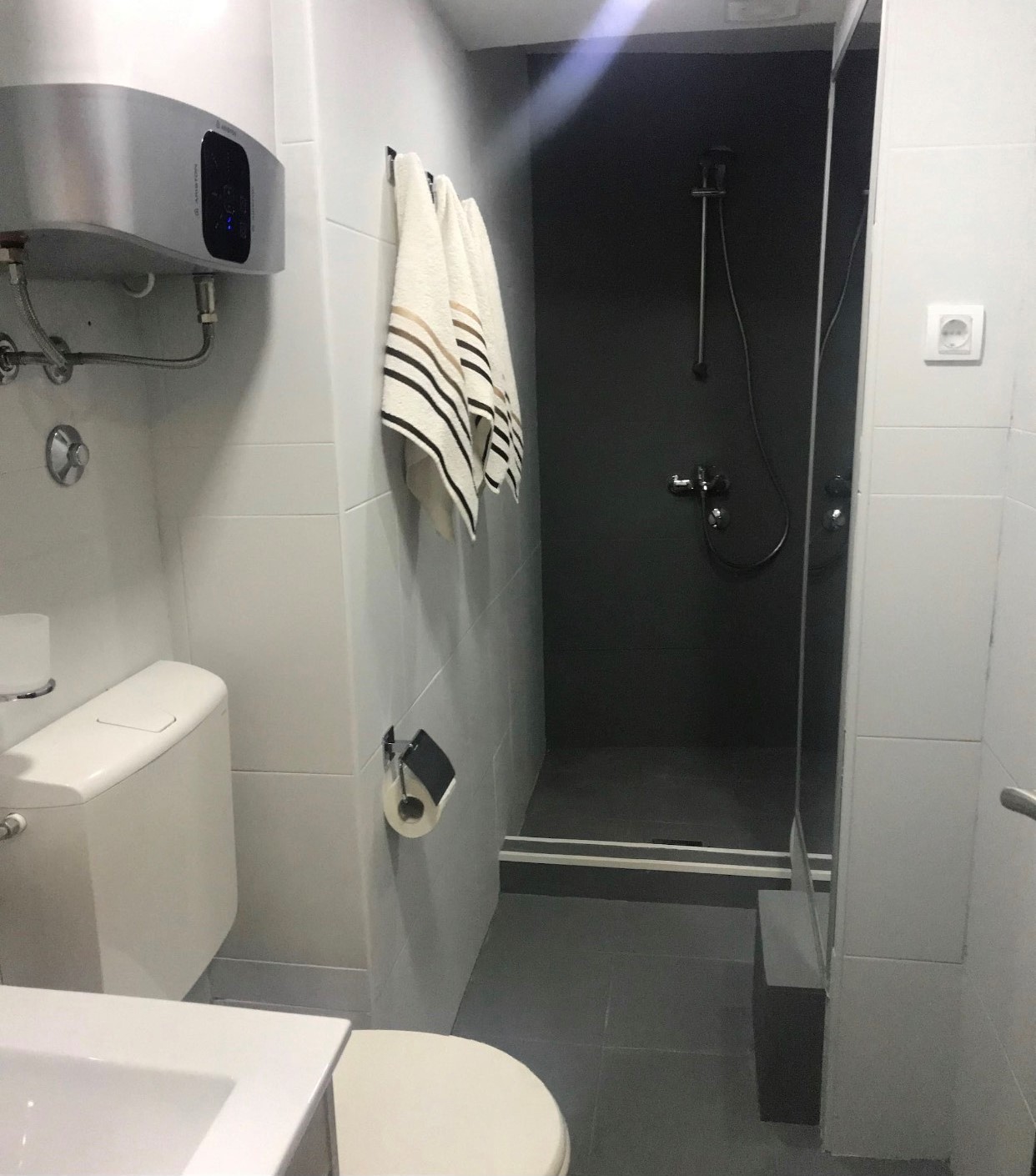 Image of Apartment - 1 Bedrooms - 1 Bathrooms for Sale in Budva-Budva-Montenegro, Image 5