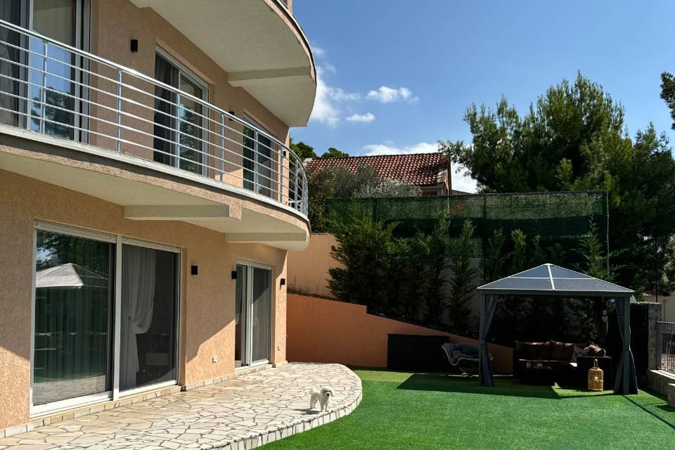Image of Villa - 3 Bedrooms - 2 Bathrooms for Sale in Bar-Bar-Montenegro, Image 3