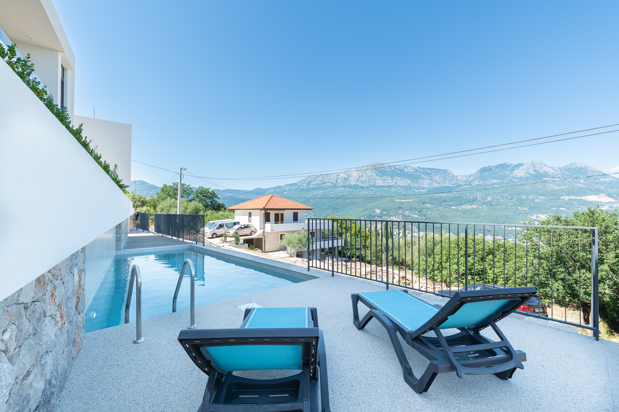 Image of Villa - 3 Bedrooms - 2 Bathrooms for Sale in Herceg-Novi-Herceg Novi-Montenegro, Image 1