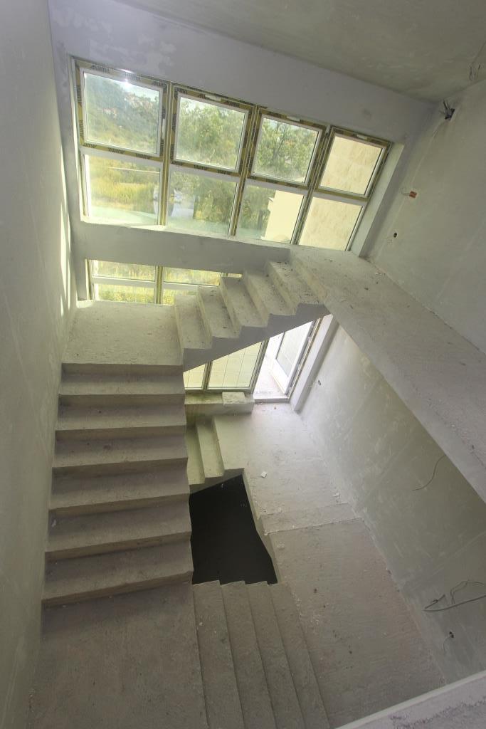 Image of House - 4 Bedrooms - 3 Bathrooms for Sale in Herceg-Novi-Herceg Novi-Montenegro, Image 21