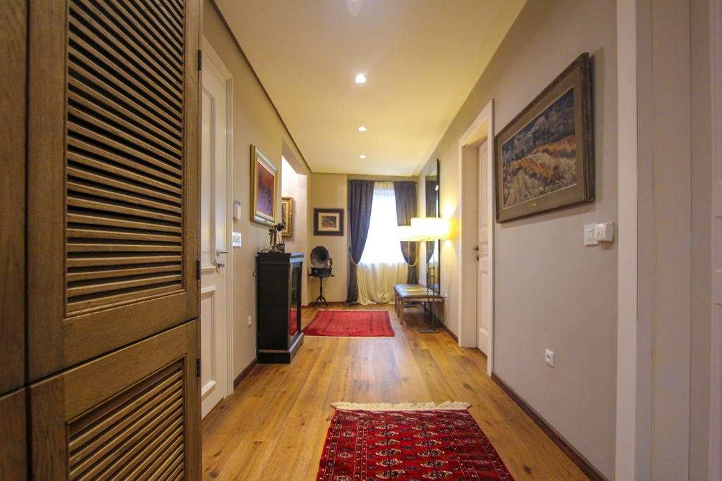 Image of Apartment - 3 Bedrooms - 1 Bathrooms for Sale in Budva-Montenegro, Image 10
