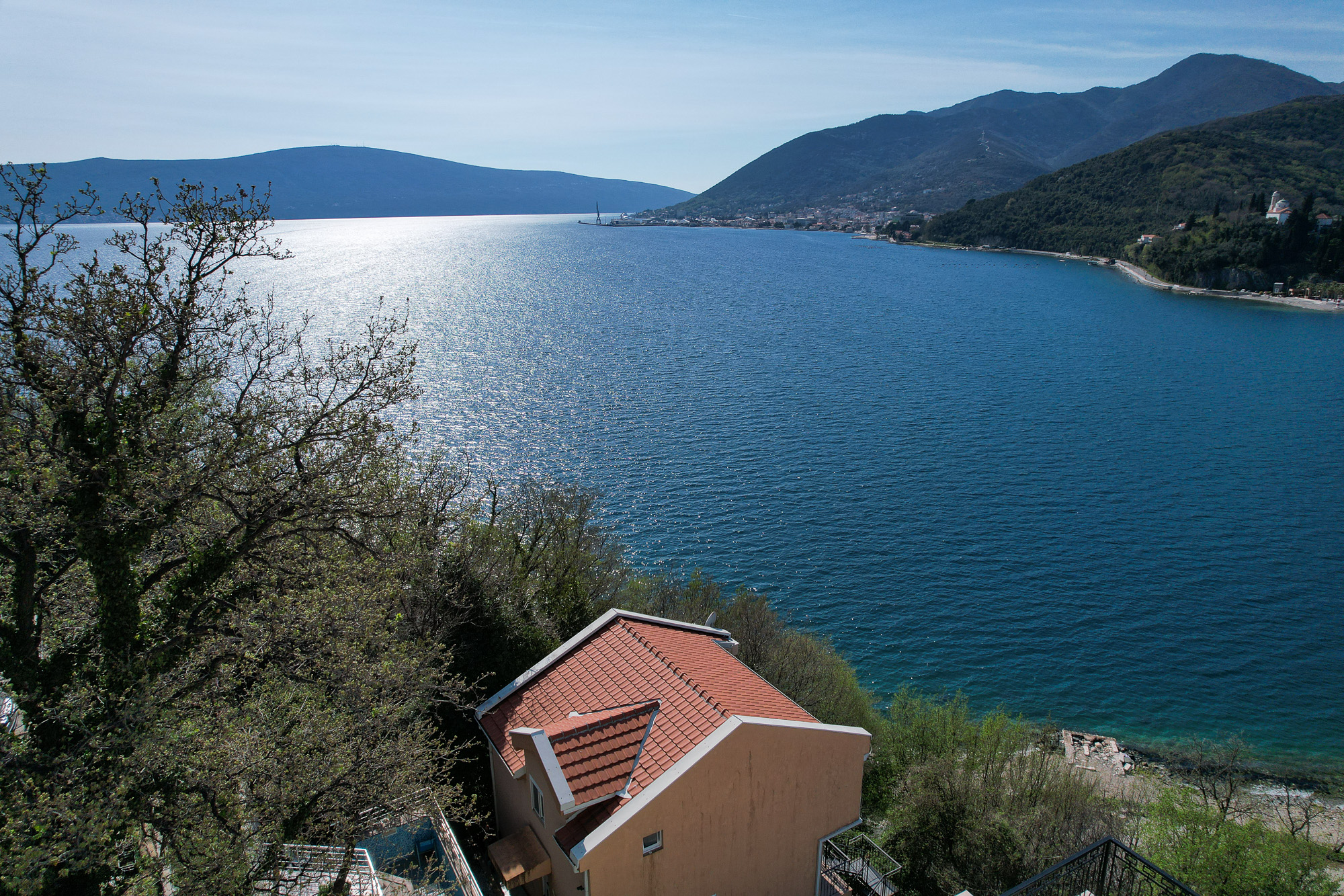 Image of House - 4 Bedrooms - 3 Bathrooms for Sale in Tivat-Lepetane-Montenegro, Image 3