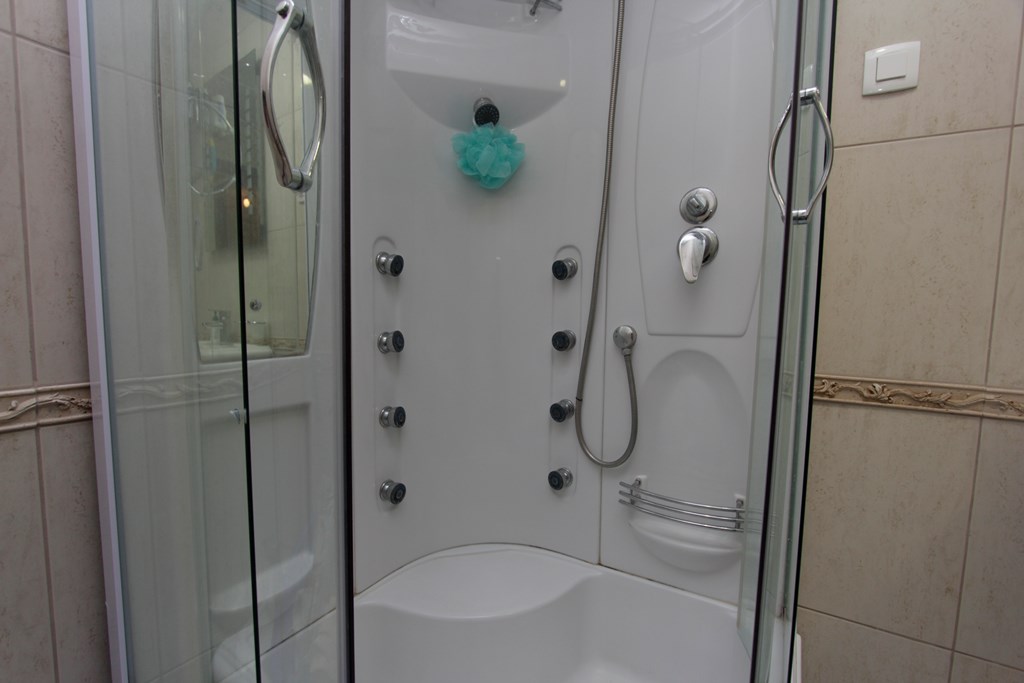 Image of Apartment - 1 Bedrooms - 1 Bathrooms for Sale in Budva-Przno-Montenegro, Image 15