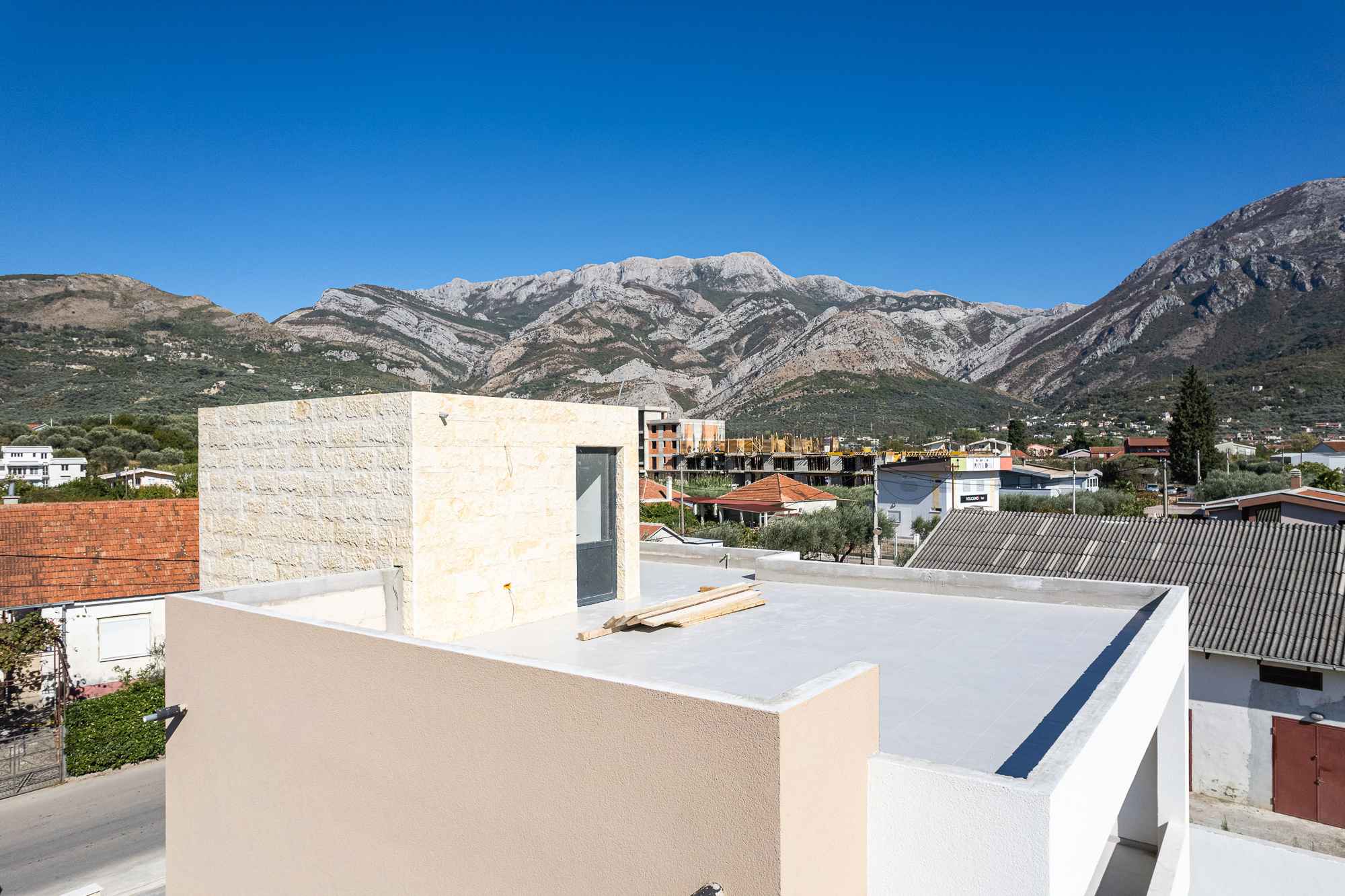  Image of House - 3 Bedrooms - 3 Bathrooms for Residential For Sale in Bar-Bar-Montenegro, Image 14