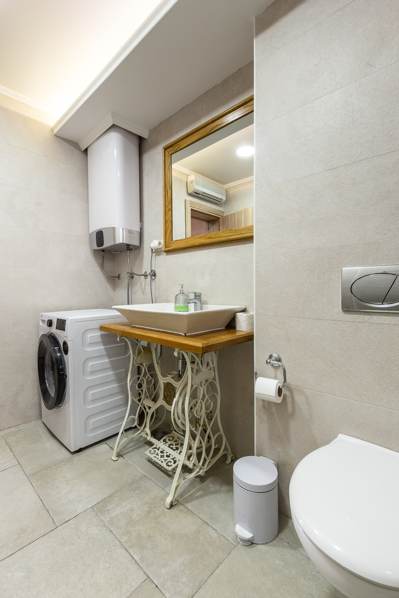 Image of Apartment - 2 Bedrooms - 1 Bathrooms for Sale in Budva-Przno-Montenegro, Image 5