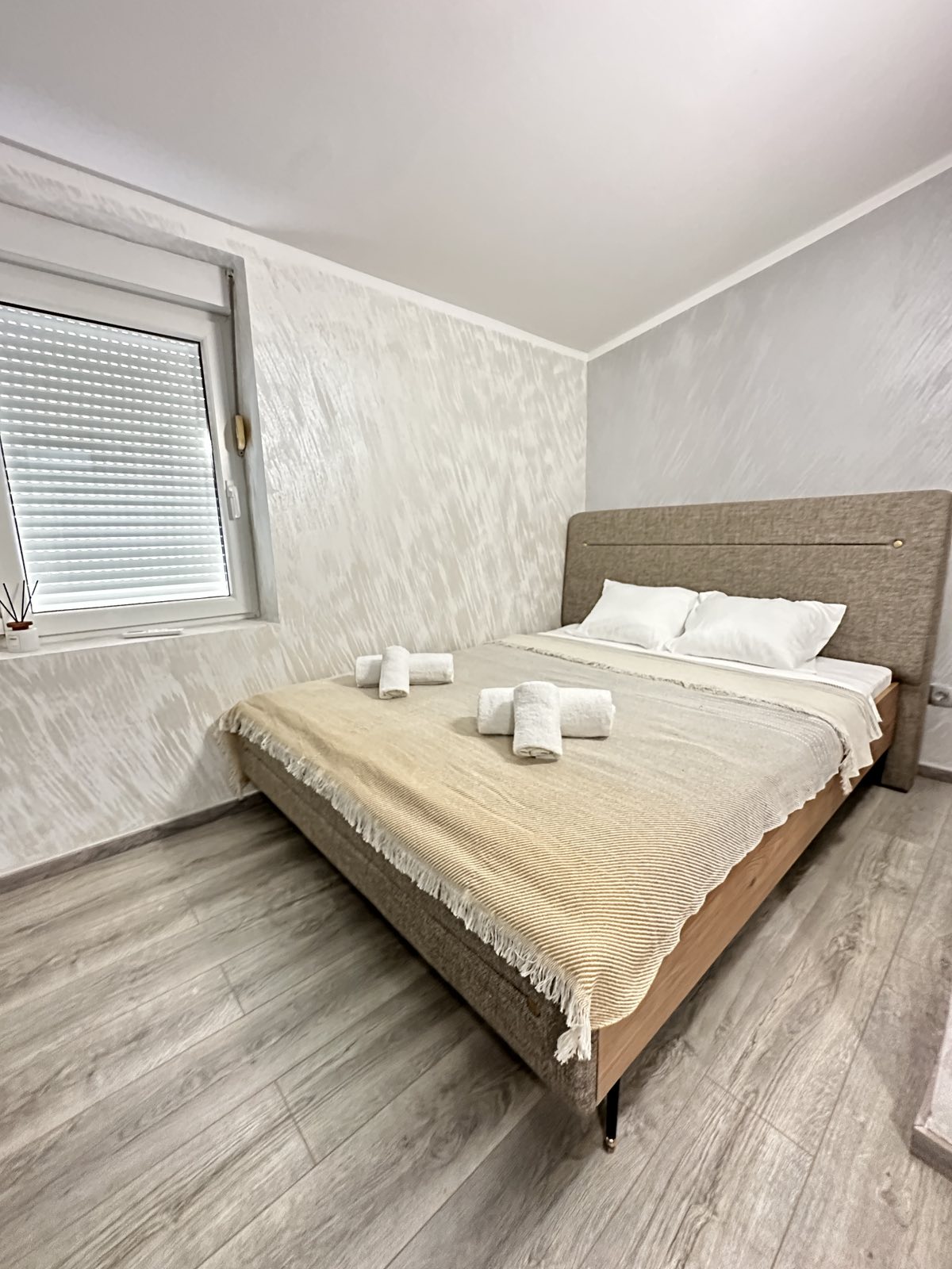 Image of Apartment - 2 Bedrooms - 1 Bathrooms for Sale in Budva-Budva-Montenegro, Image 4