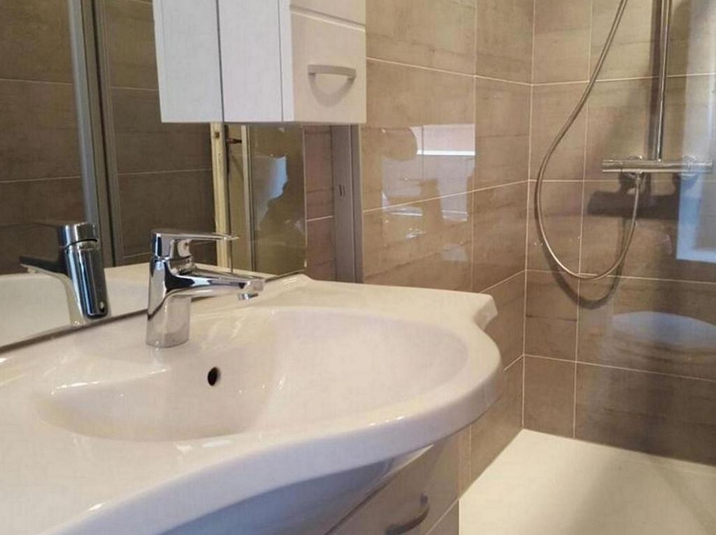 Image of House - 4 Bedrooms for Sale in Kotor-Kotor-Montenegro, Image 18