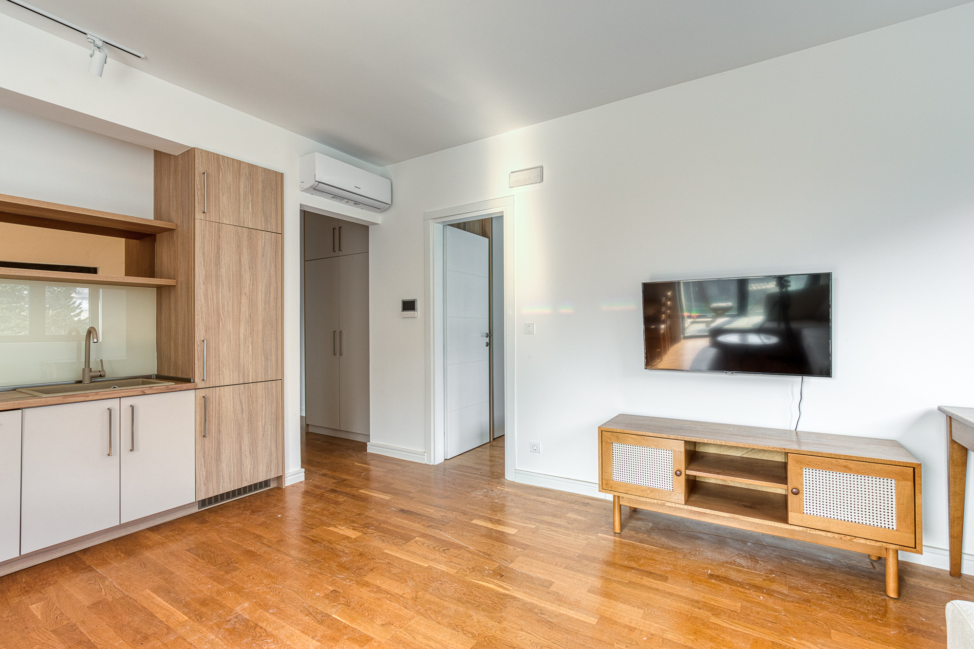 Image of Apartment - 1 Bedrooms - 1 Bathrooms for Sale in Budva-Becici-Montenegro, Image 8