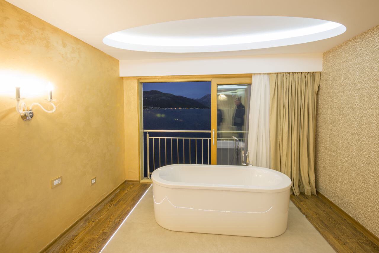Image of Villa - 4 Bedrooms - 4 Bathrooms for Sale in Tivat-Krasici-Montenegro, Image 6