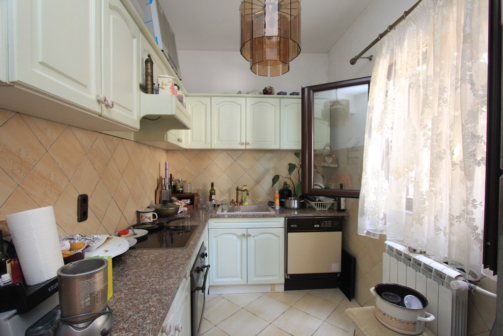 Image of Hotel - 19 Bedrooms for Sale in Herceg-Novi-Herceg Novi-Montenegro, Image 27