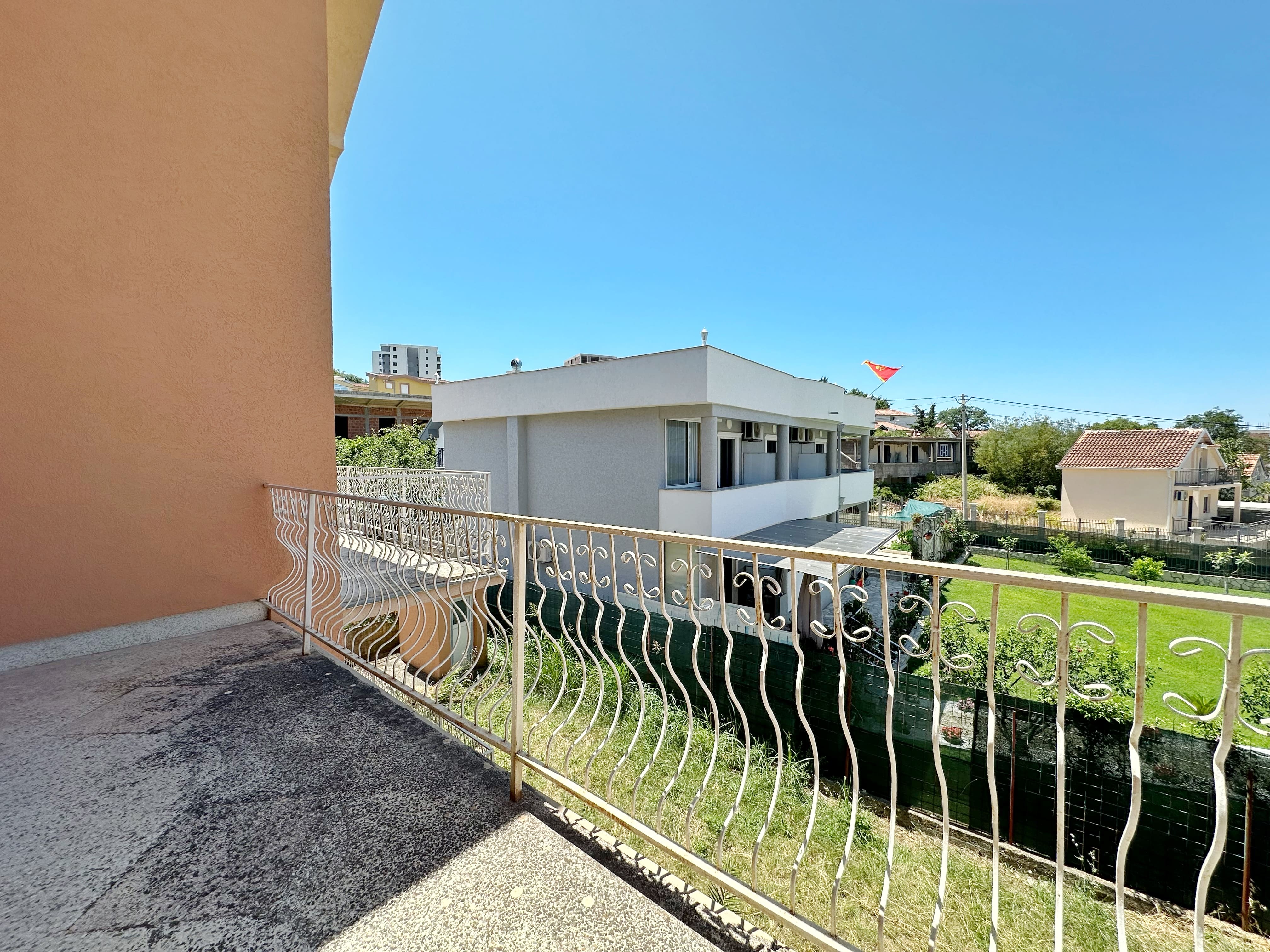 Image of Property - 4 Bedrooms - 4 Bathrooms for Sale in Bar-Dobre Vode-Montenegro, Image 4
