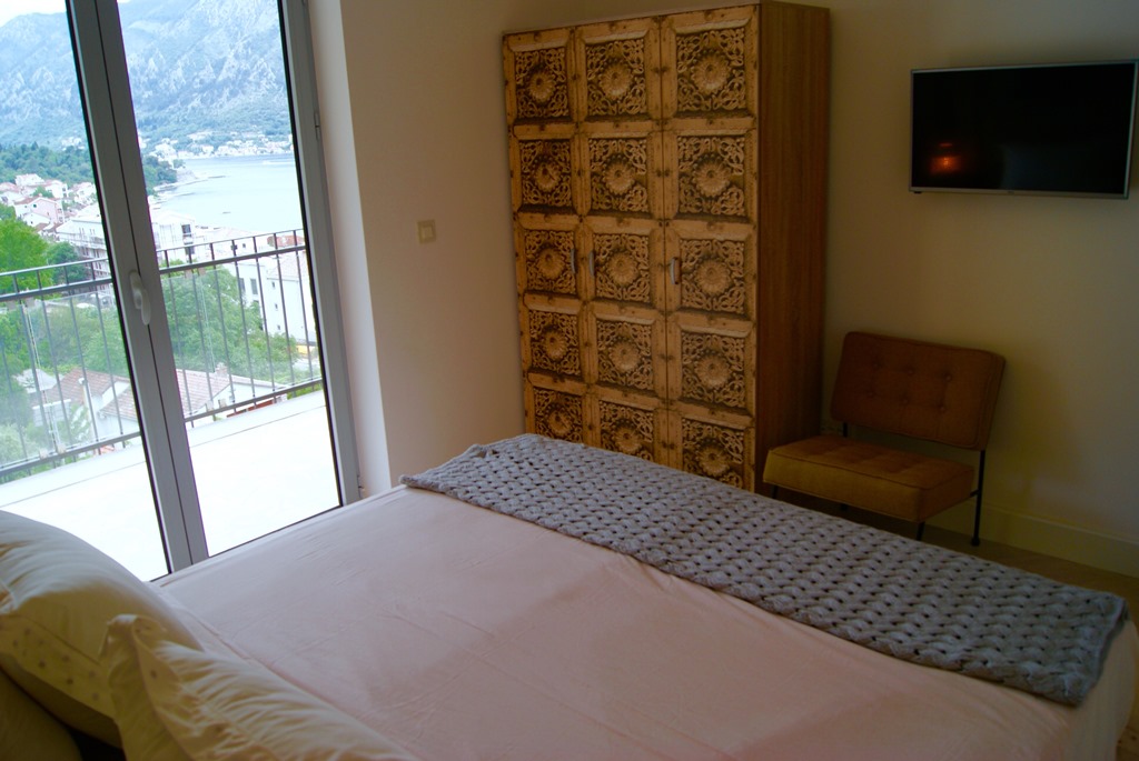 Image of Apartment - 3 Bedrooms - 2 Bathrooms for Sale in Kotor-Kotor-Montenegro, Image 5
