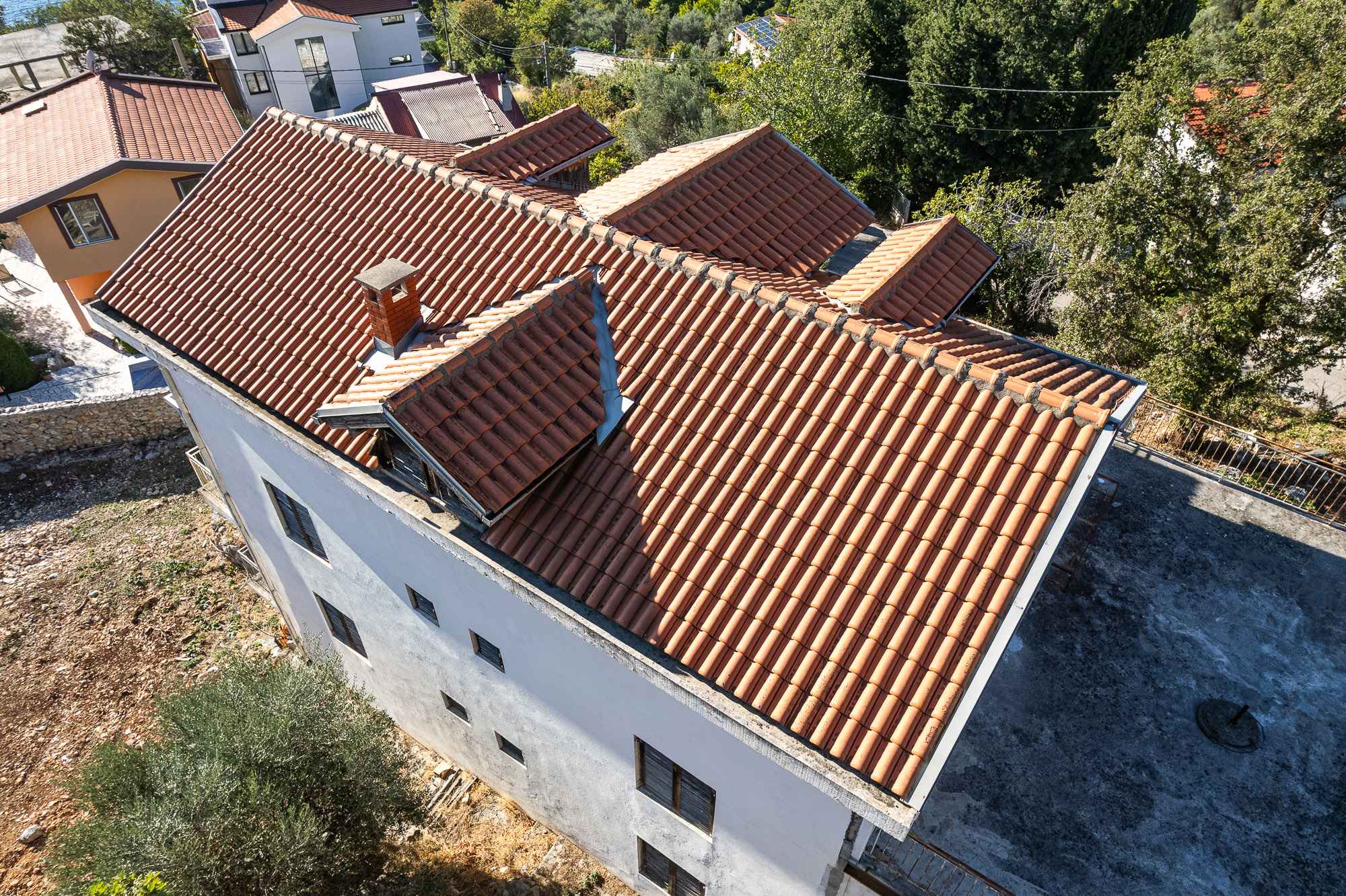 Haus 8 Schlafzimmer  Sutomore, Montenegro