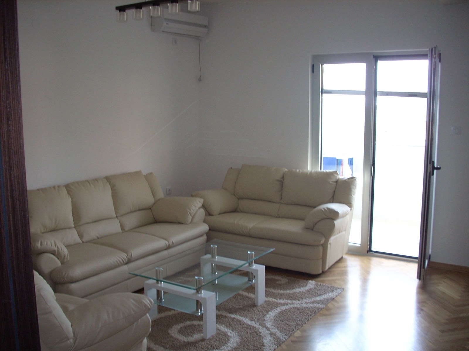 Image of House - 6 Bedrooms - 4 Bathrooms for Sale in Budva-Markovici-Montenegro, Image 2